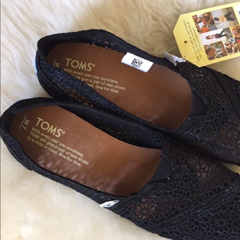 Toms Black Moroccan Classic Crochet Slip On Flats - Picture 6 of 8